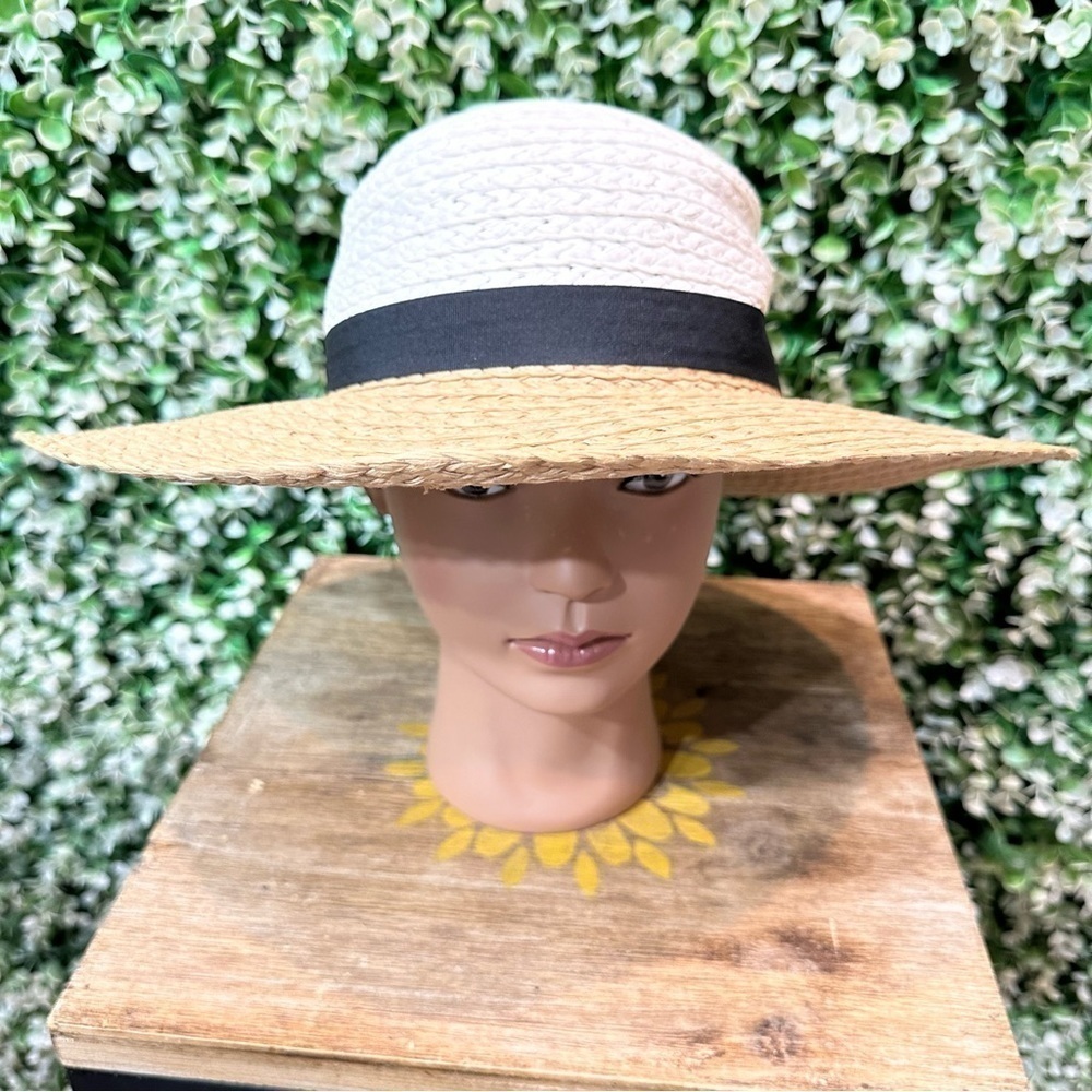 Short St_ries natural woven sun hat wide brim tan white black ribbon trim